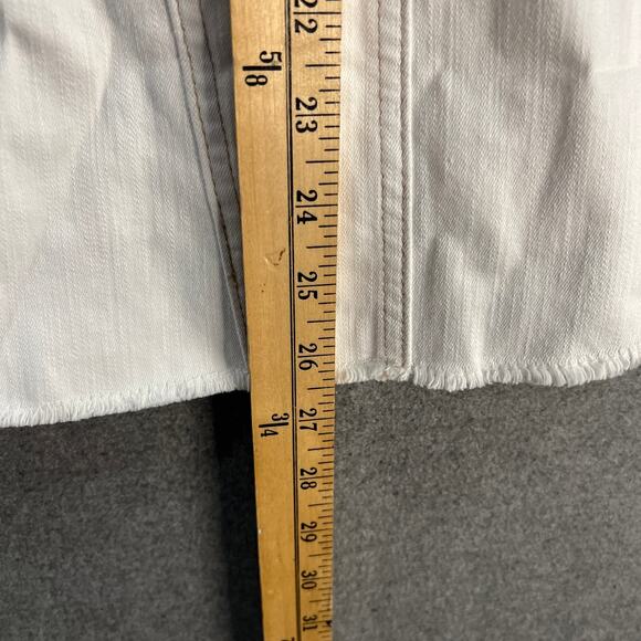 LOGO by Lori Goldstein Denim Jacket with Fraved Hen White Size 4 - Picture 4 of 8